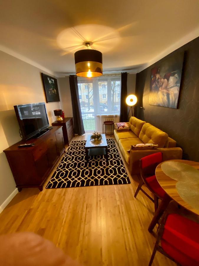 Apartament Golden Studio Мелец Екстериор снимка