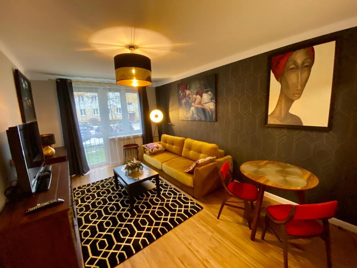 Apartament Golden Studio Мелец Екстериор снимка